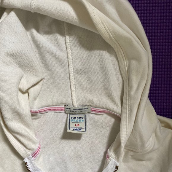 White Old Navy Classic Hoodie - Picture 2 of 3